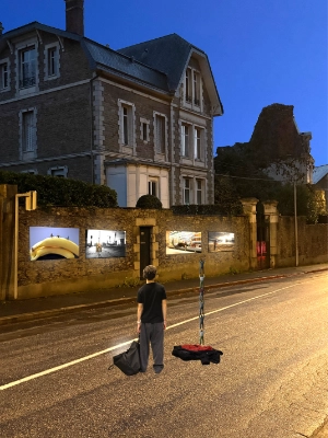 Aux frontières du réel